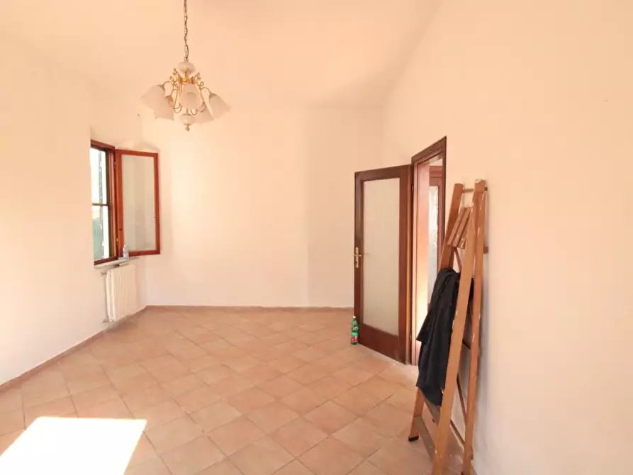 Immagine 17 di Villa in vendita  a Capannoli