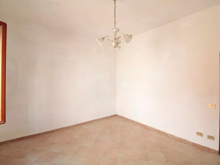 Immagine 21 di Villa in vendita  a Capannoli