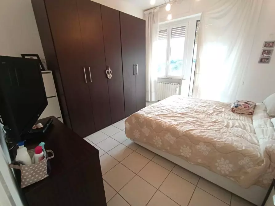 Immagine 8 di Appartamento in vendita  a Massa