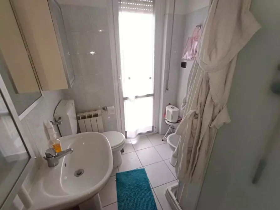 Immagine 6 di Appartamento in vendita  a Massa