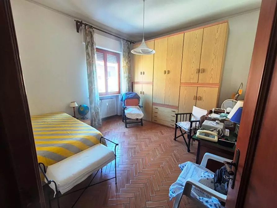 Immagine 15 di Appartamento in vendita  a Siena