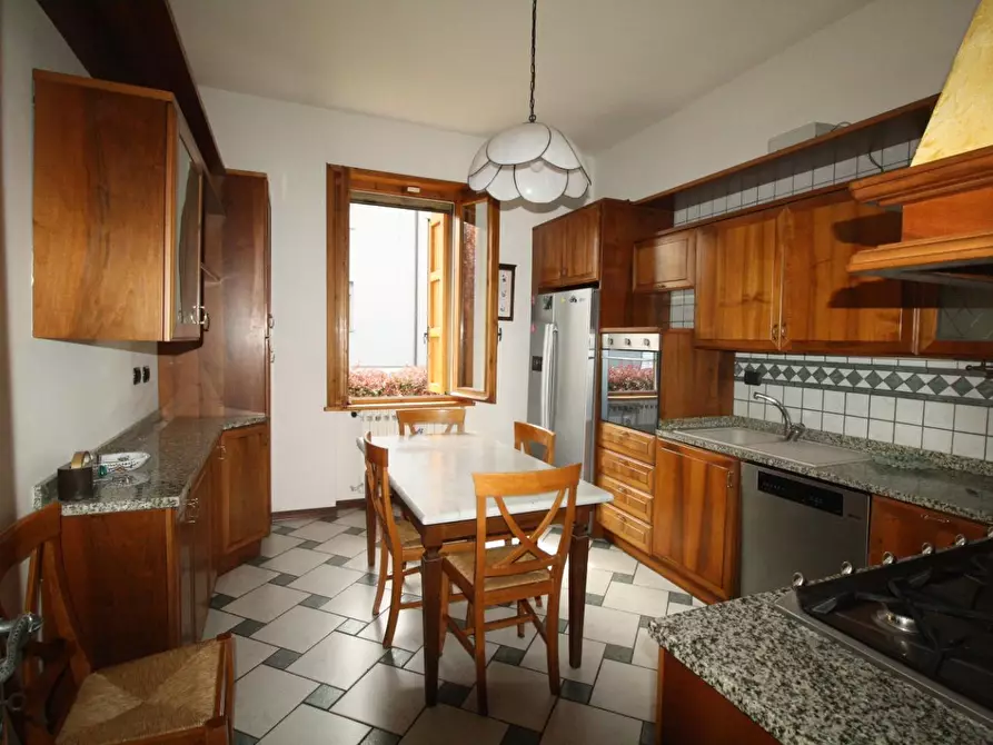 Immagine 6 di Casa bifamiliare in vendita  a Montechiarugolo