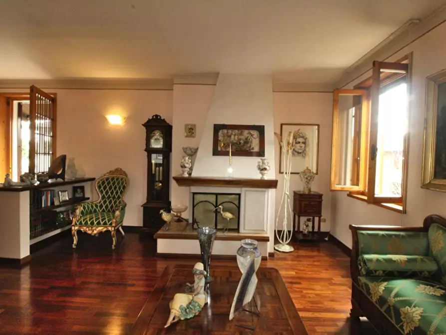 Immagine 14 di Casa bifamiliare in vendita  a Montechiarugolo