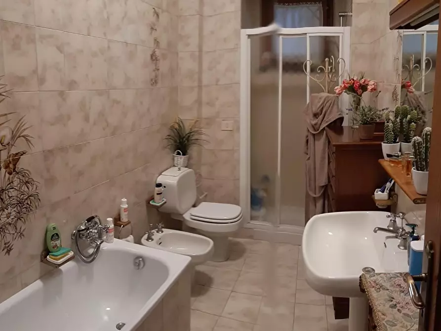 Immagine 10 di Villa in vendita  a Pietrasanta