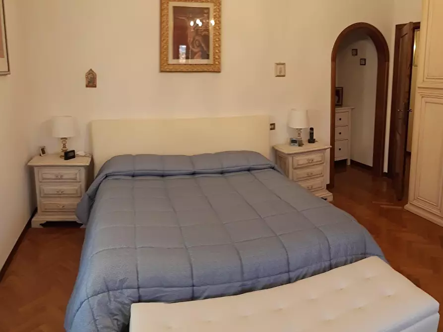 Immagine 15 di Villa in vendita  a Pietrasanta