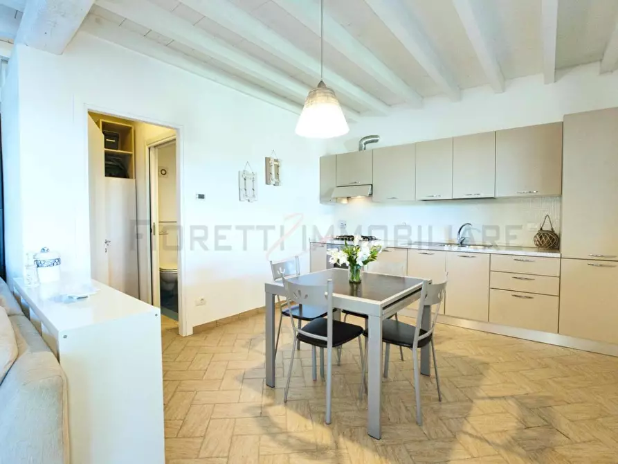 Immagine 15 di Terratetto in vendita  a Piombino