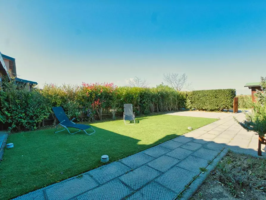 Immagine 56 di Terratetto in vendita  a Piombino