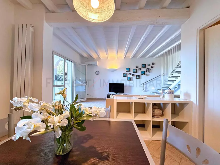 Immagine 12 di Terratetto in vendita  a Piombino