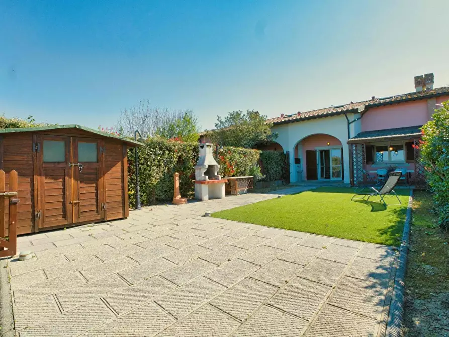 Immagine 58 di Terratetto in vendita  a Piombino