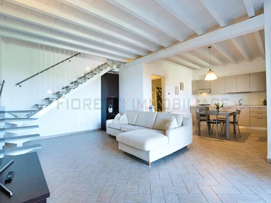 Immagine 1 di Terratetto in vendita  a Piombino