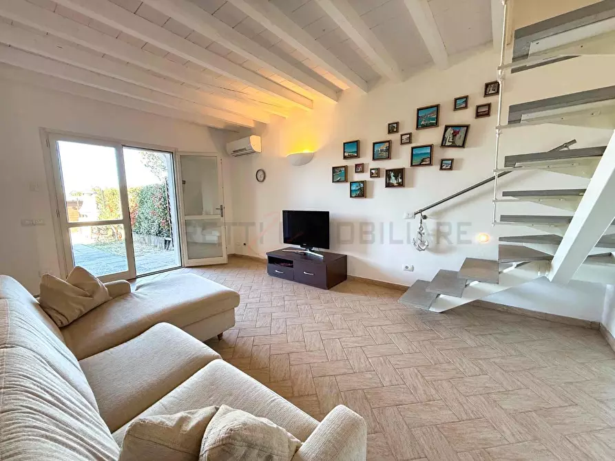 Immagine 9 di Terratetto in vendita  a Piombino