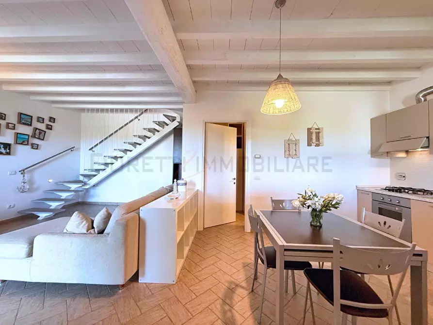 Immagine 10 di Terratetto in vendita  a Piombino