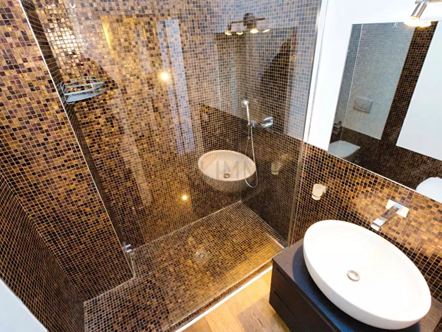 Immagine 39 di Terratetto in vendita  a Piombino