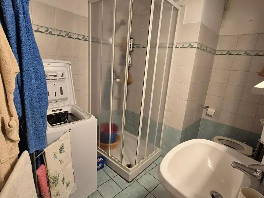 Immagine 4 di Appartamento in vendita  a Siena