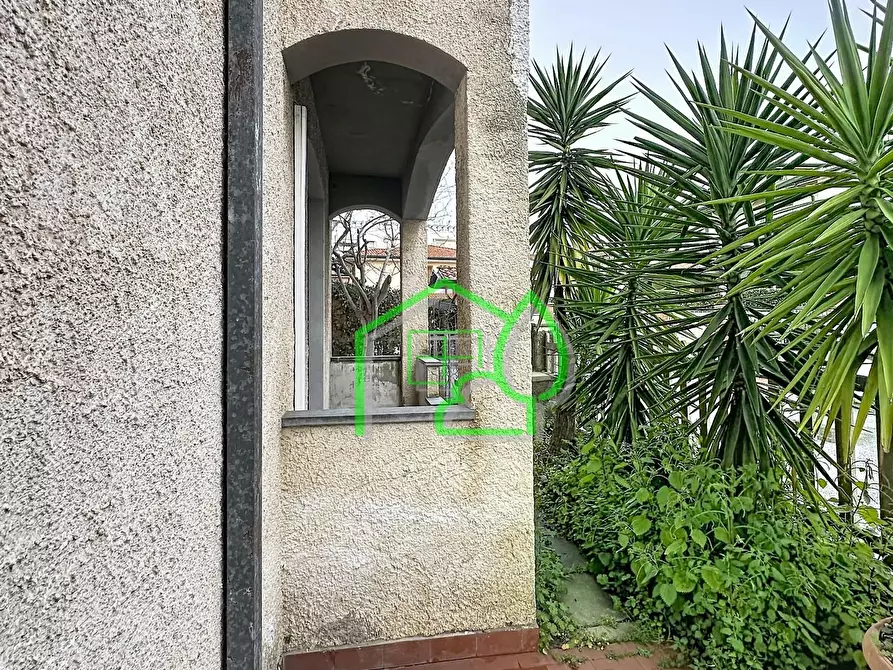 Immagine 3 di Casa quadrifamiliare in vendita  a Viareggio