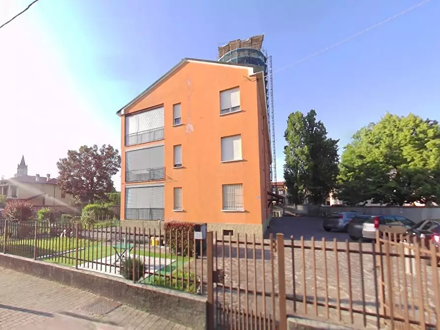Immagine 2 di Appartamento in vendita  a Trezzo Sull'adda