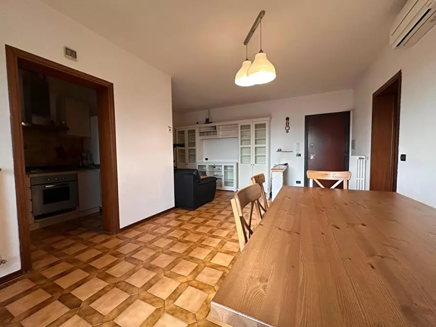 Immagine 5 di Appartamento in vendita  a Cascina