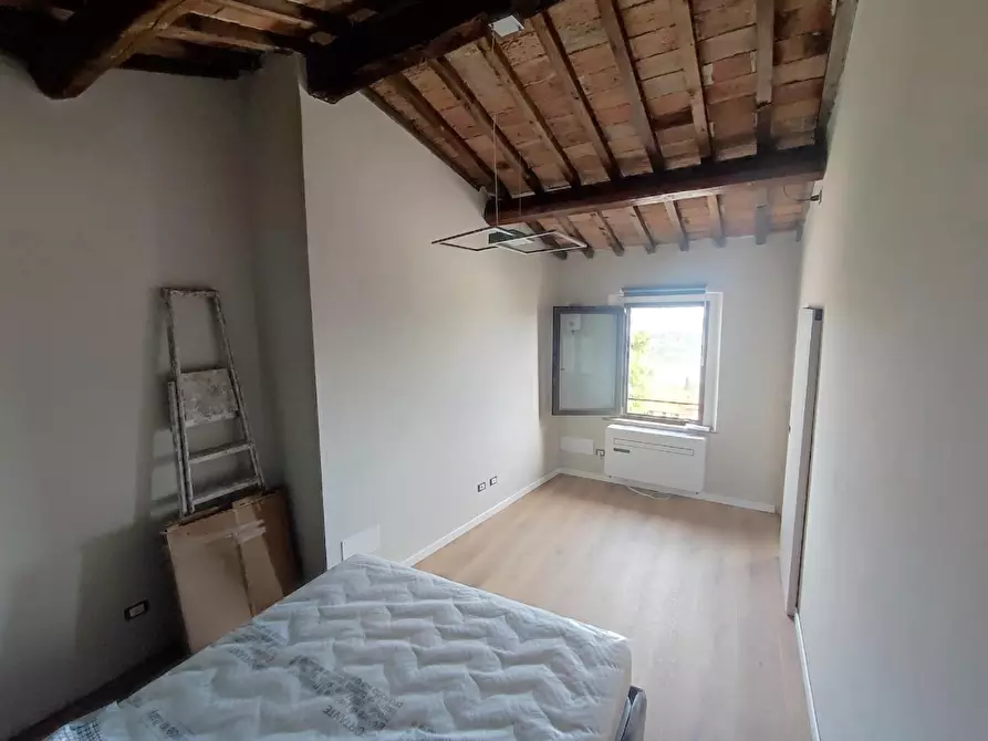 Immagine 8 di Appartamento in affitto  a Peccioli