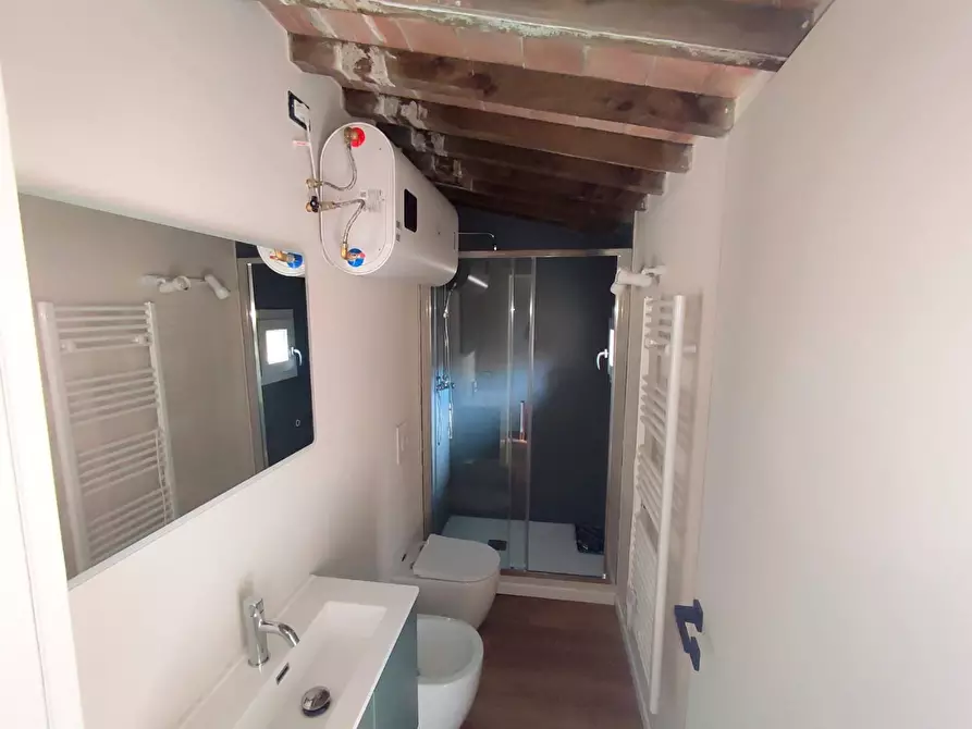 Immagine 9 di Appartamento in affitto  a Peccioli