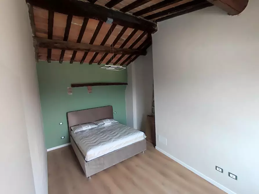 Immagine 7 di Appartamento in affitto  a Peccioli