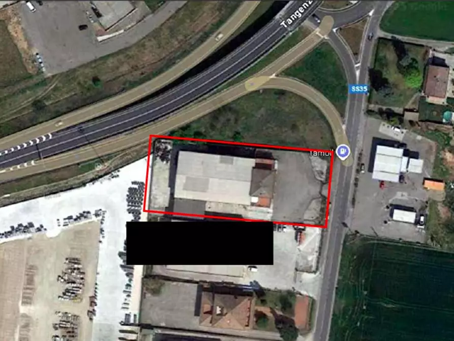 Immagine 11 di Attività artigianale in vendita  a Casteggio