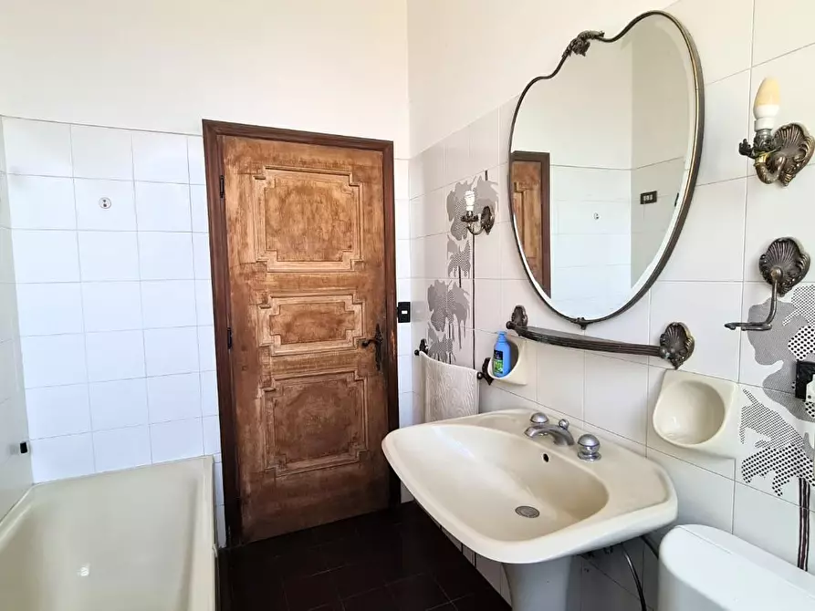 Immagine 8 di Casa indipendente in vendita  a Empoli