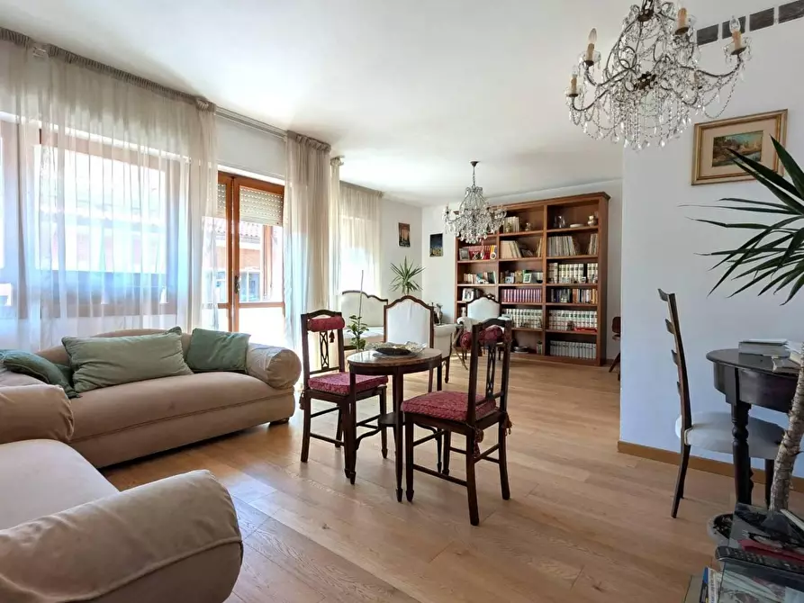 Immagine 4 di Appartamento in vendita  a Pontedera