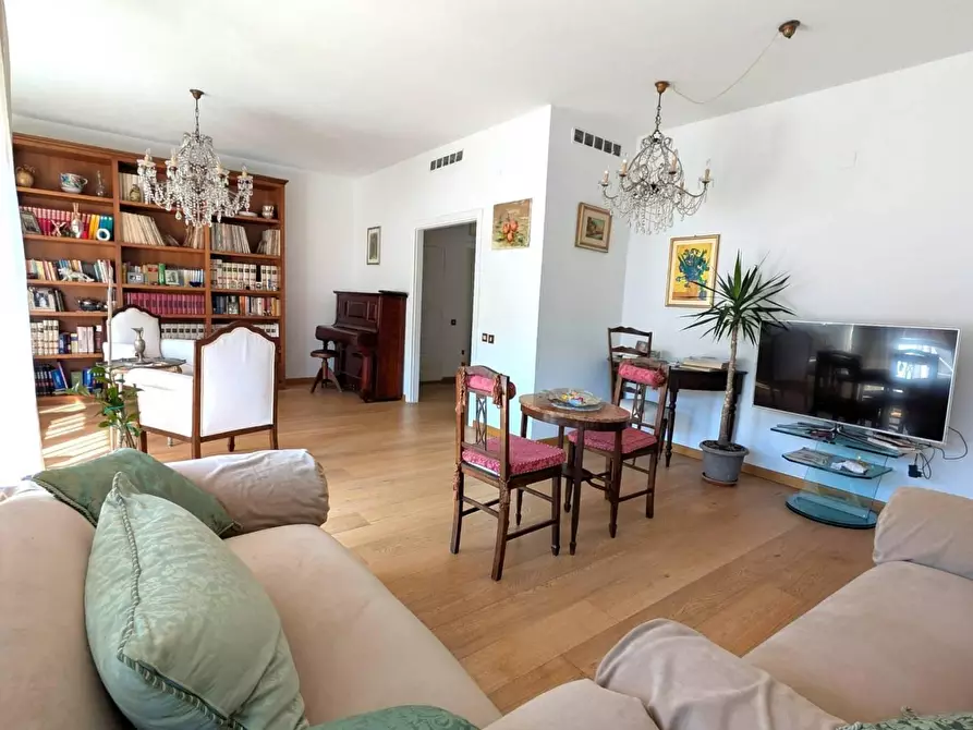 Immagine 3 di Appartamento in vendita  a Pontedera