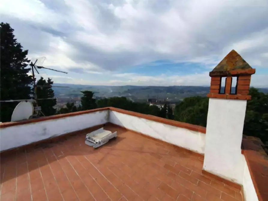 Immagine 13 di Villa in vendita  a Castelfiorentino