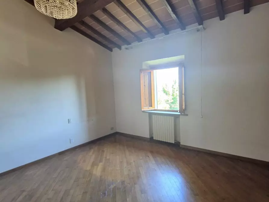 Immagine 12 di Villa in vendita  a Castelfiorentino