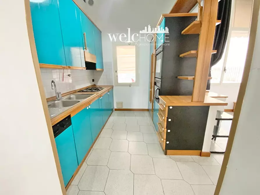 Immagine 5 di Appartamento in vendita  a Prato