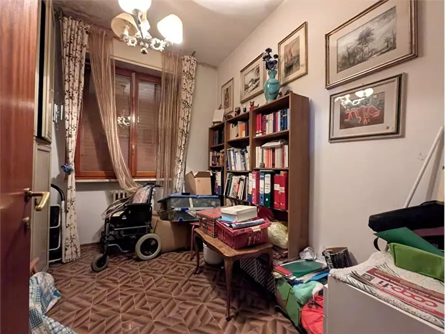 Immagine 7 di Appartamento in vendita  a Pistoia