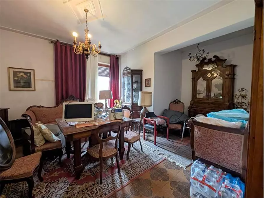 Immagine 1 di Appartamento in vendita  a Pistoia