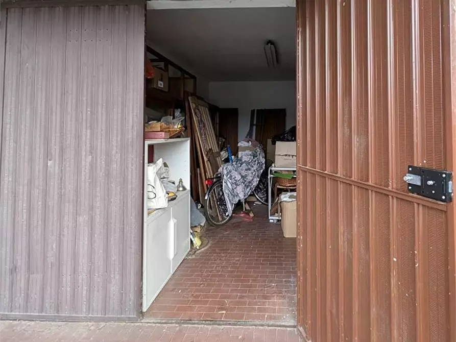 Immagine 11 di Appartamento in vendita  a Pistoia