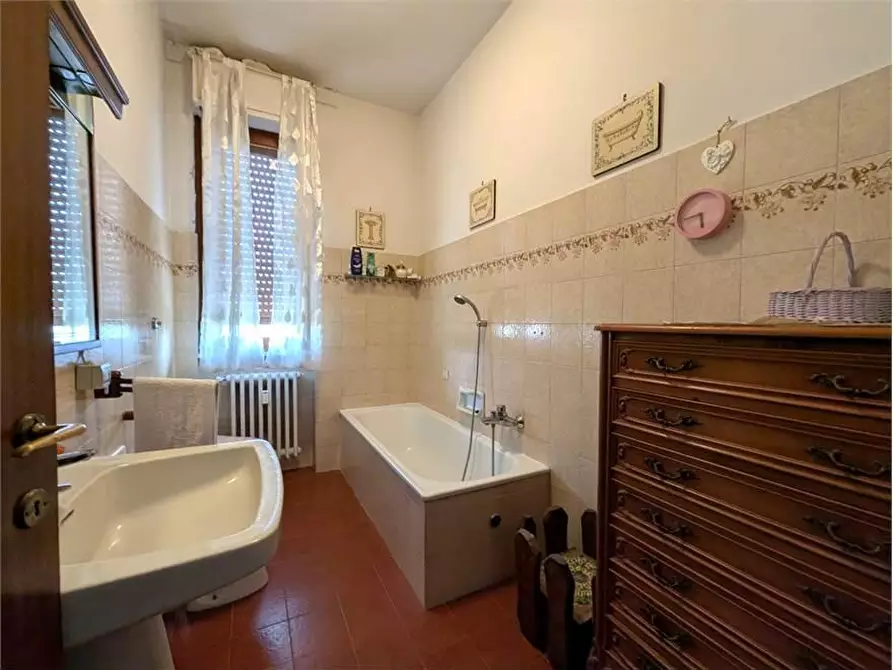 Immagine 9 di Appartamento in vendita  a Pistoia