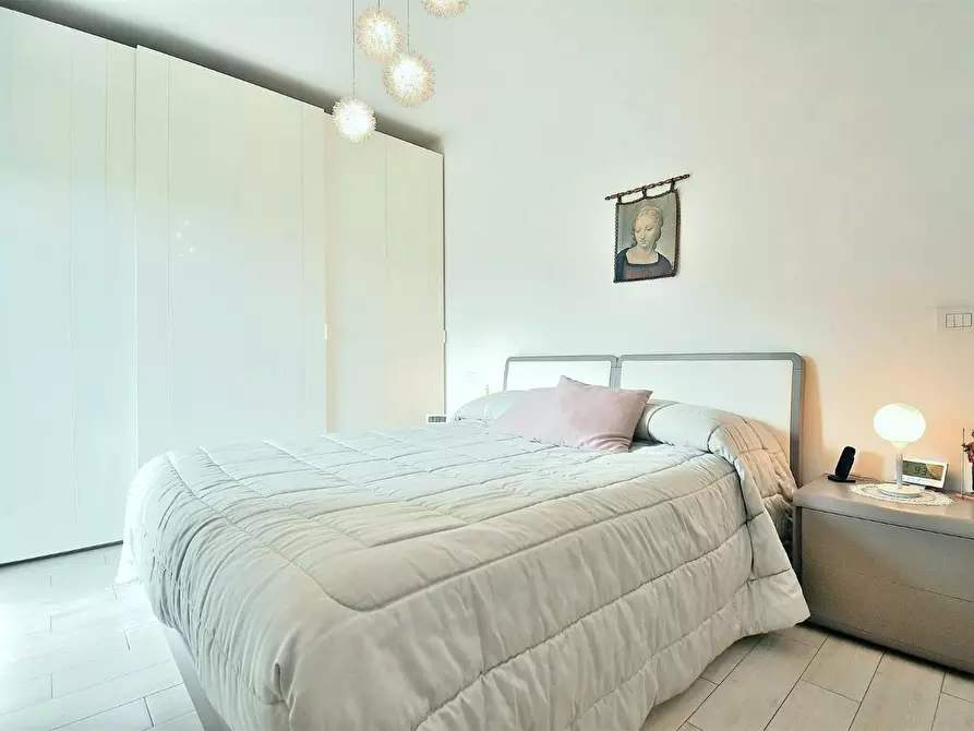 Immagine 7 di Appartamento in vendita  a Siena