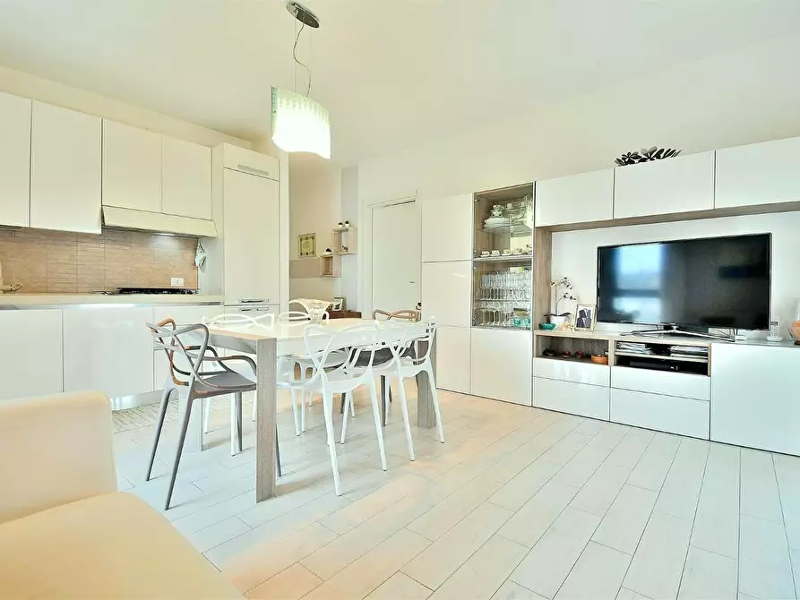 Immagine 1 di Appartamento in vendita  a Siena