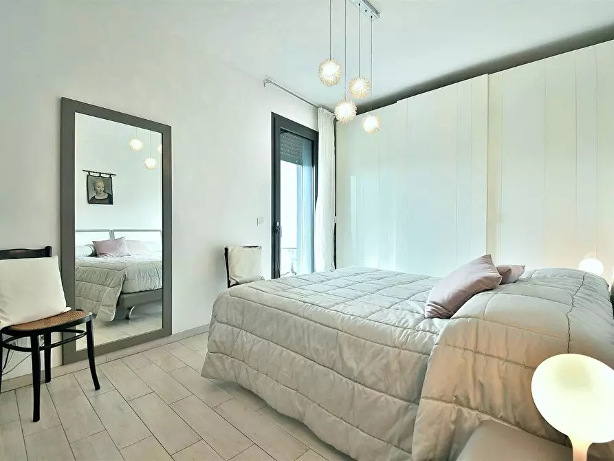 Immagine 6 di Appartamento in vendita  a Siena