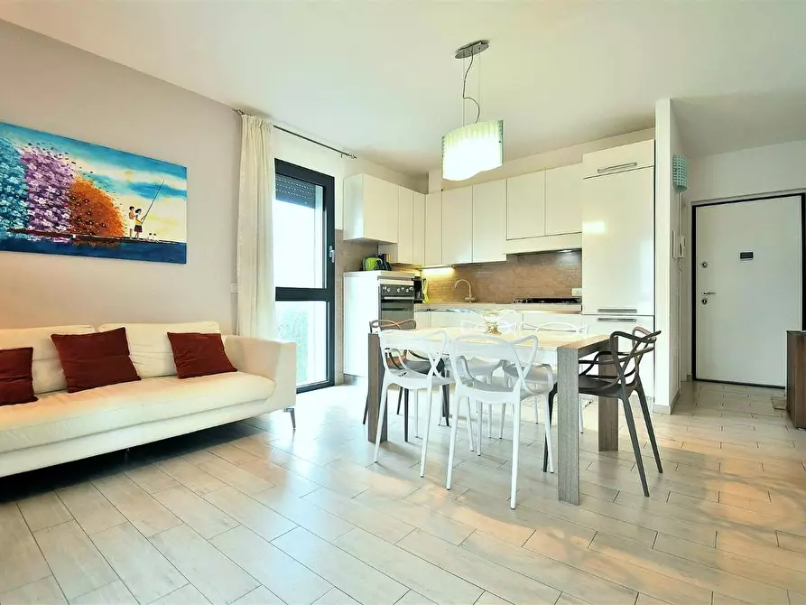 Immagine 2 di Appartamento in vendita  a Siena