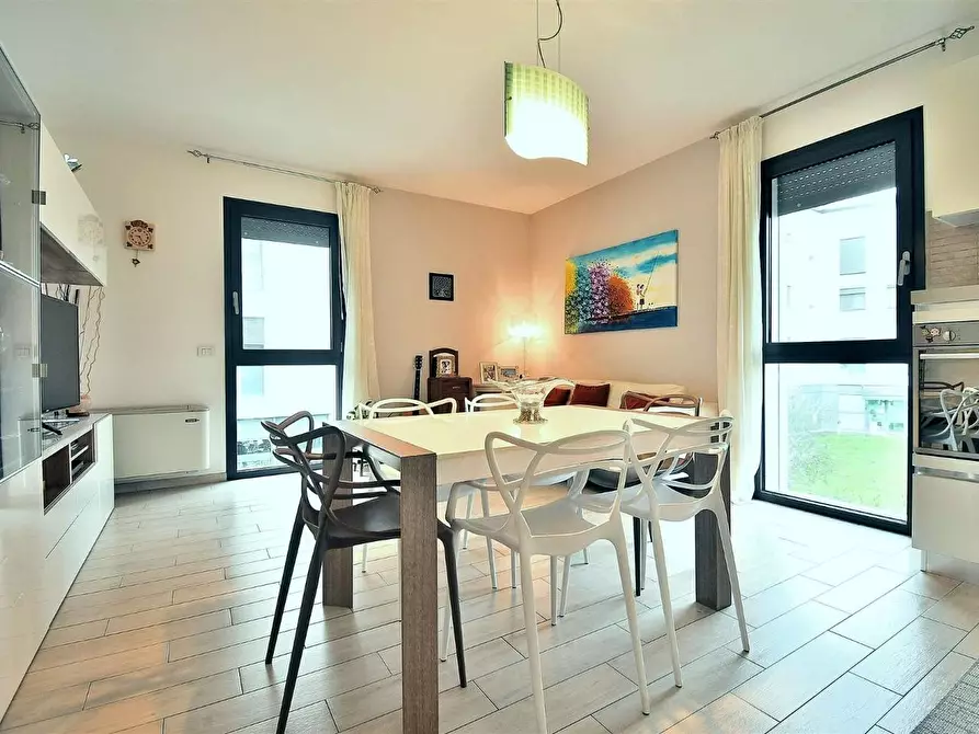 Immagine 3 di Appartamento in vendita  a Siena