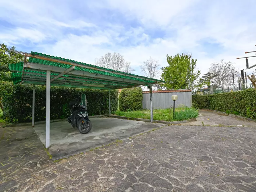 Immagine 36 di Casa indipendente in vendita  a Pisa