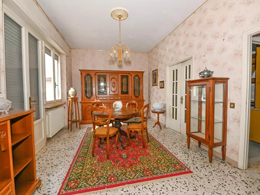 Immagine 8 di Casa indipendente in vendita  a Pisa