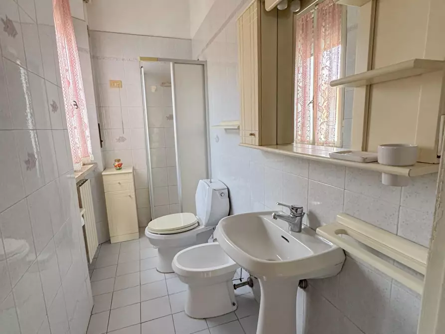 Immagine 28 di Casa indipendente in vendita  a Pisa