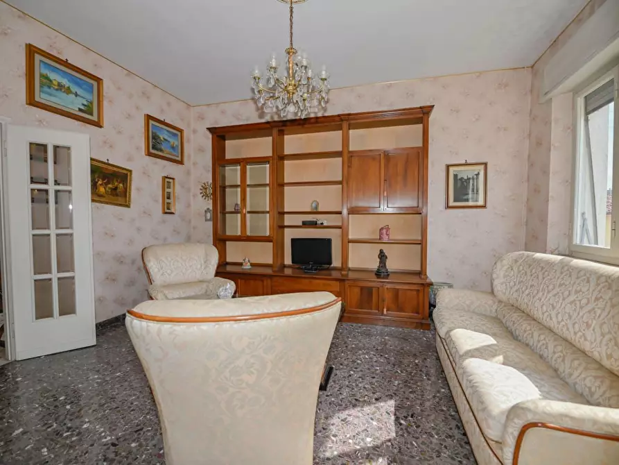 Immagine 3 di Casa indipendente in vendita  a Pisa