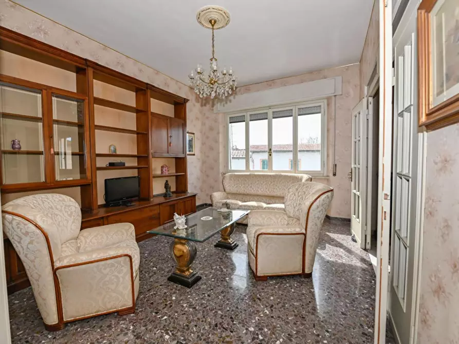 Immagine 4 di Casa indipendente in vendita  a Pisa