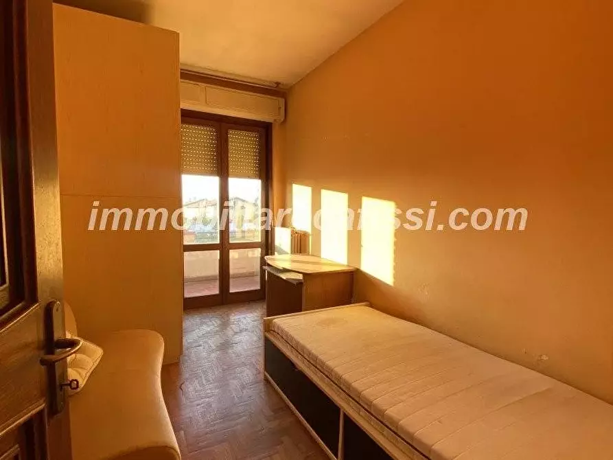 Immagine 13 di Palazzo in vendita  a Prato