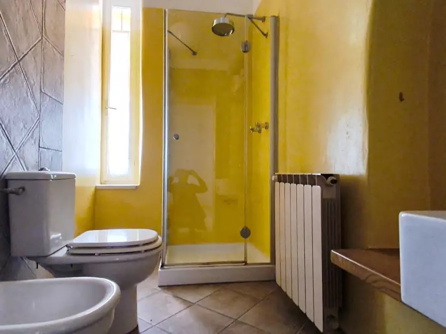 Immagine 15 di Appartamento in vendita  a Carrara