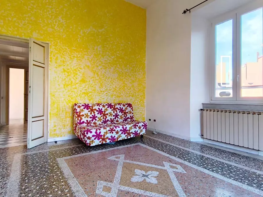 Immagine 21 di Appartamento in vendita  a Carrara