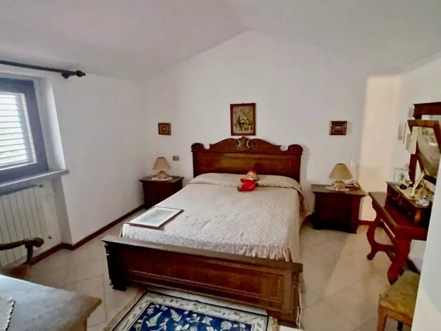 Immagine 14 di Villetta a schiera in vendita  a Calci