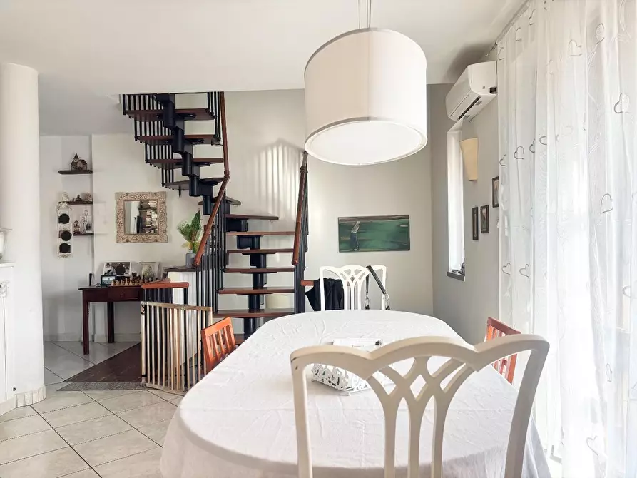 Immagine 8 di Appartamento in vendita  a Montelupo Fiorentino